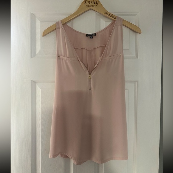 Women's Pink Sleeveless Top - Picture 1 of 2